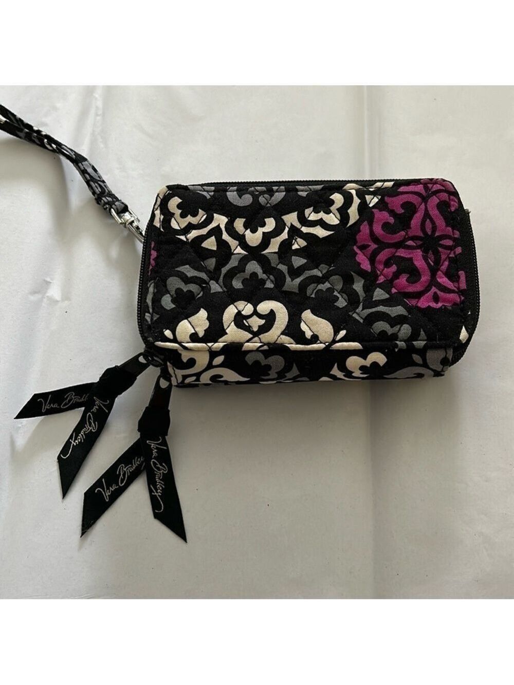 Vera Bradley Wristlet Wallet in Canterbury Magenta